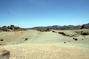 Teinde-Plateau. Abschnitt ohne Vegetation, Mondlandschaft